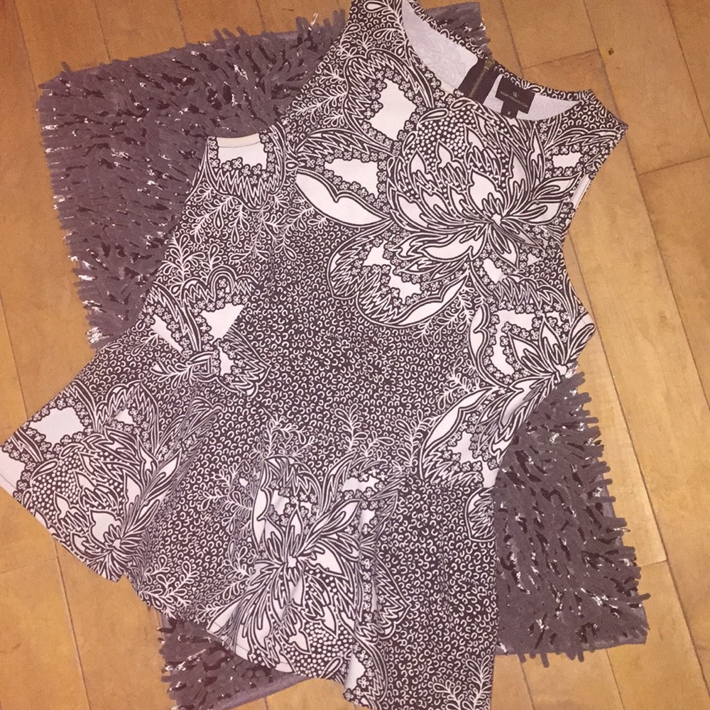 Like NEW! Worthington Peplum Top